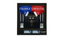 กรอบรูปโชว์เสื้อ พร้อมบัตรเข้าชมกีฬาฟุตบอลนัดชิงชนะเลิศ